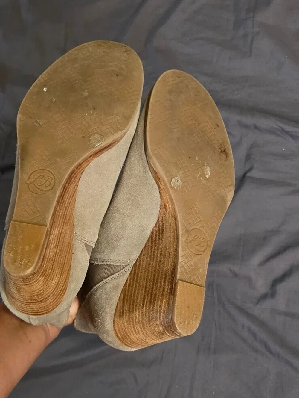 Women's Lucky Brand Taupe Suede Wedge Ankle Boots sz 10